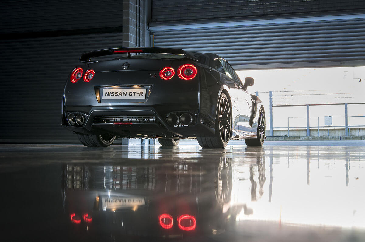 Mag preview june 124