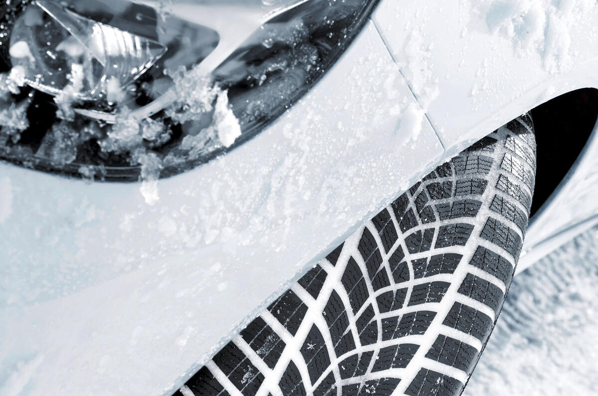 Snowy tyre