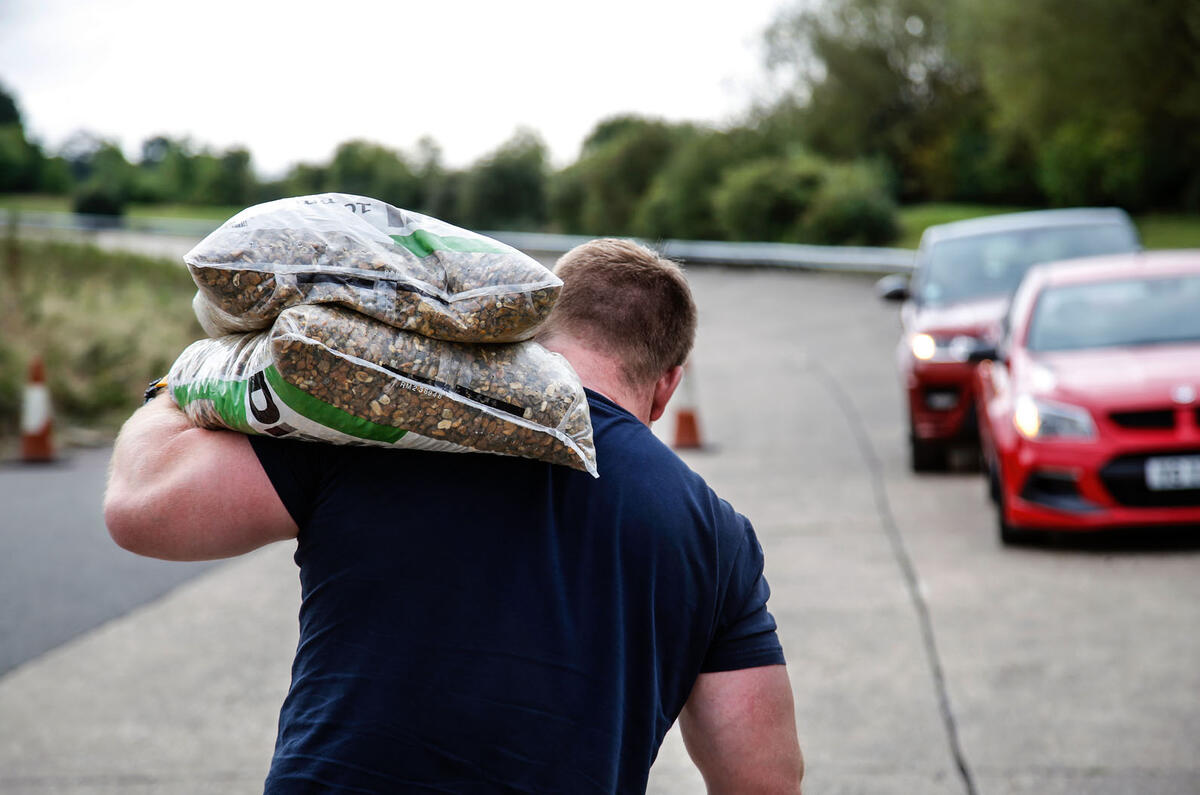 Vauxhall Maloo vs Audi RS6 vs Range Rover Sport SVR