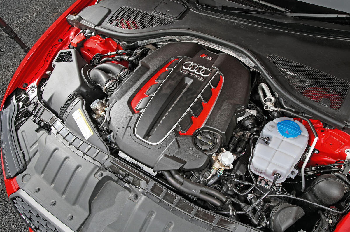 Vauxhall Maloo vs Audi RS6 vs Range Rover Sport SVR