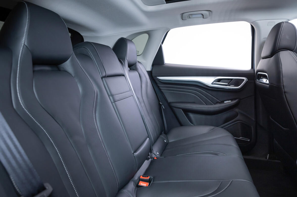 Marvel R rear seat Marvel R rear seat