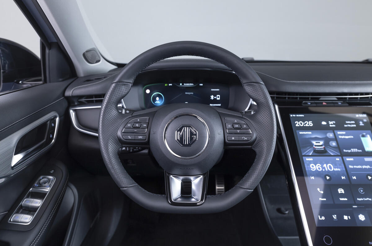 Marvel R steering wheel Marvel R steering wheel