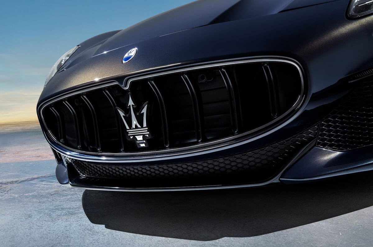 Maserati Grancabrio 2024 front grille