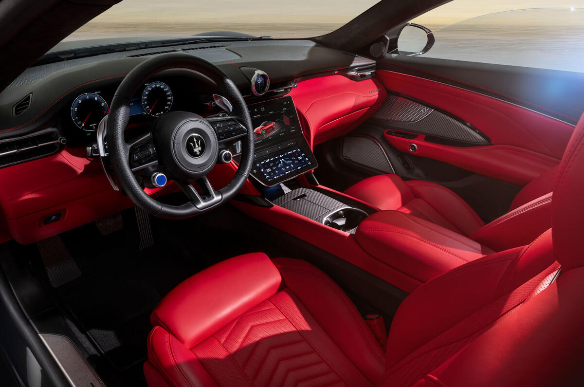 Maserati Grancabrio 2024 interior