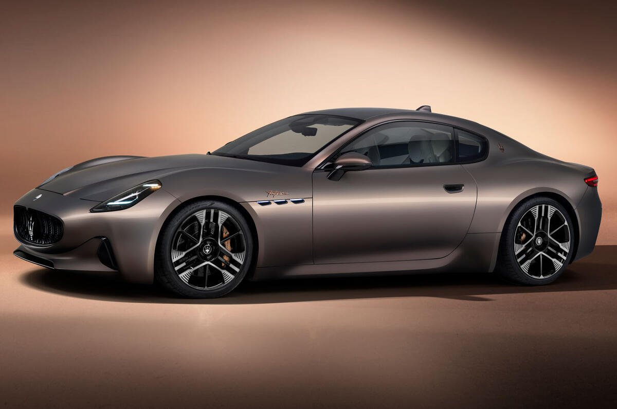 Maserati GranTurismo  Folgore front left Maserati GranTurismo  Folgore front left