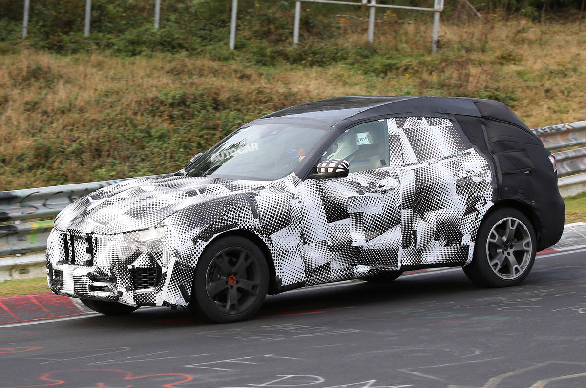 Maserati Levante spy photo