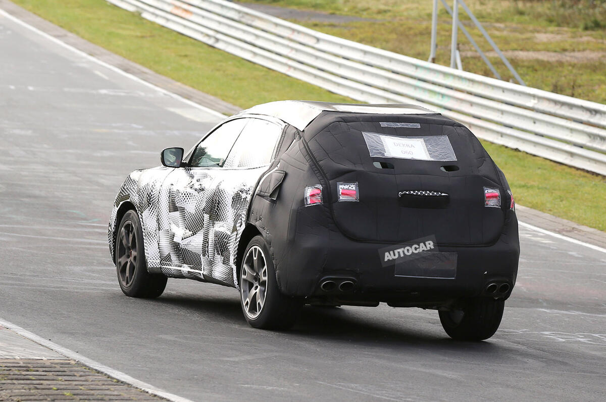 Maserati Levante spy photo