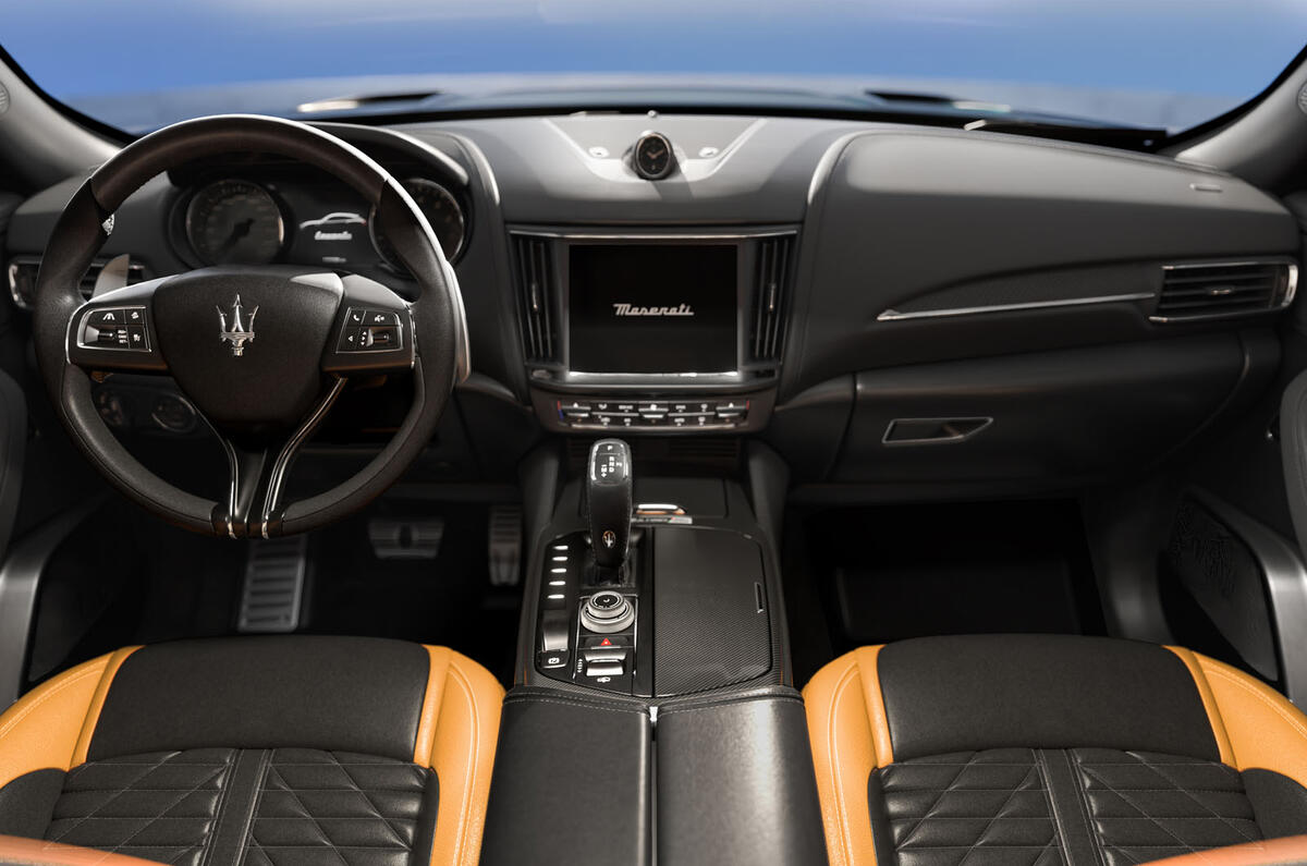 Maserati Levante V8 Ultima dashboard Maserati Levante V8 Ultima dashboard