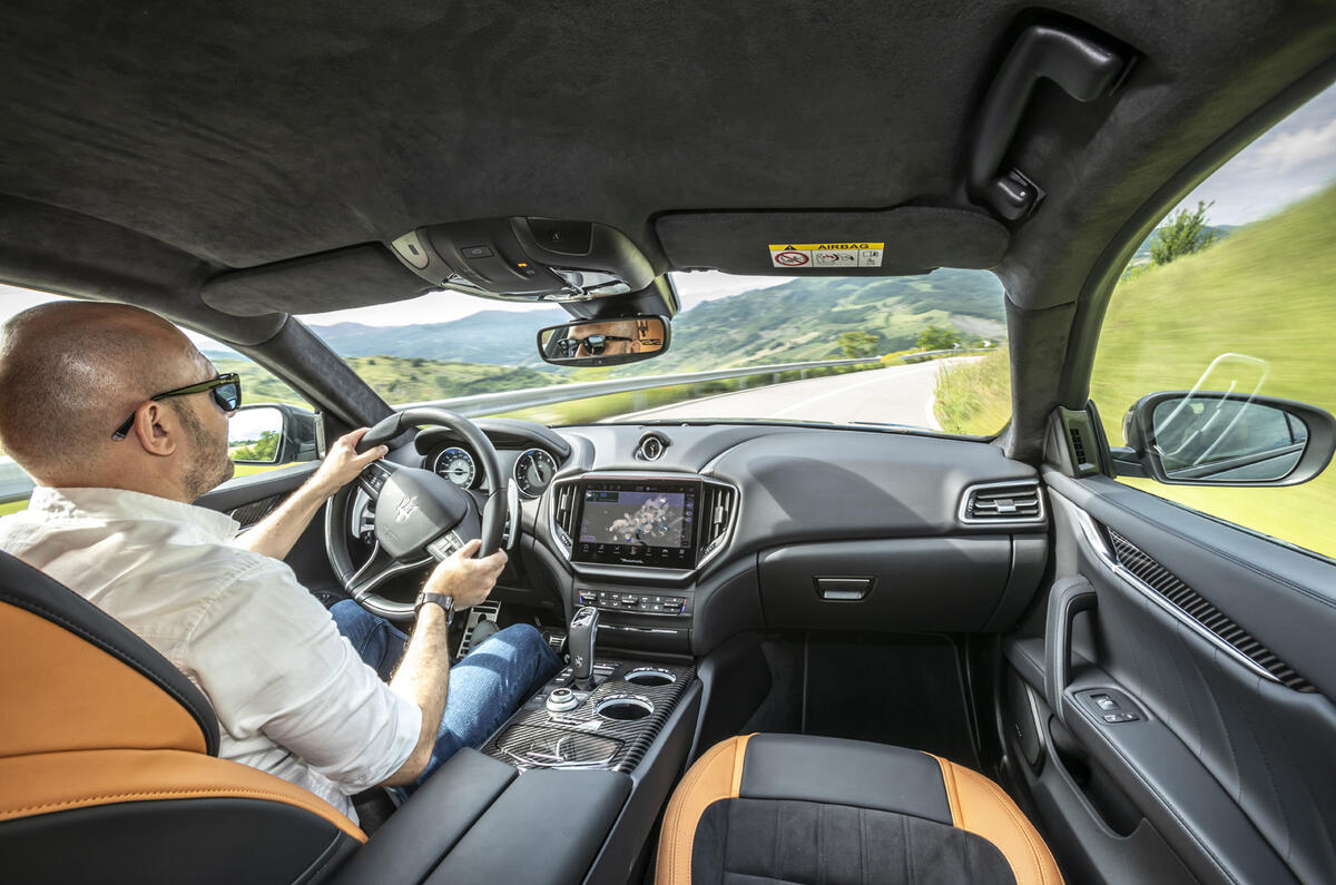 Maserati Ghibli cabin cornering  Maserati Ghibli cabin cornering