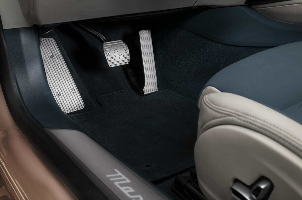 Maserati Grancabrio Folgore pedals Maserati Grancabrio Folgore pedals