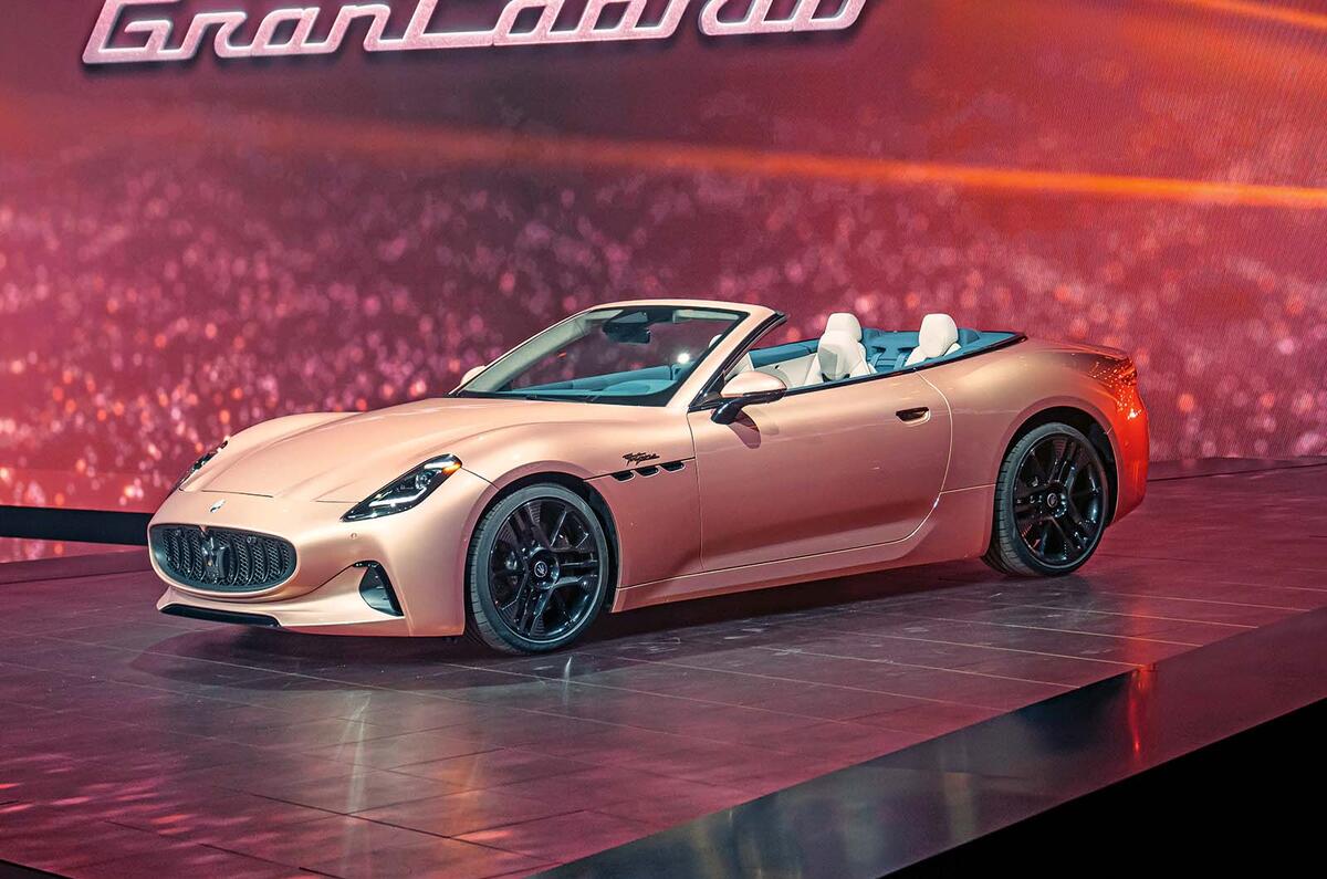 Maserati Grancabrio front three quarter