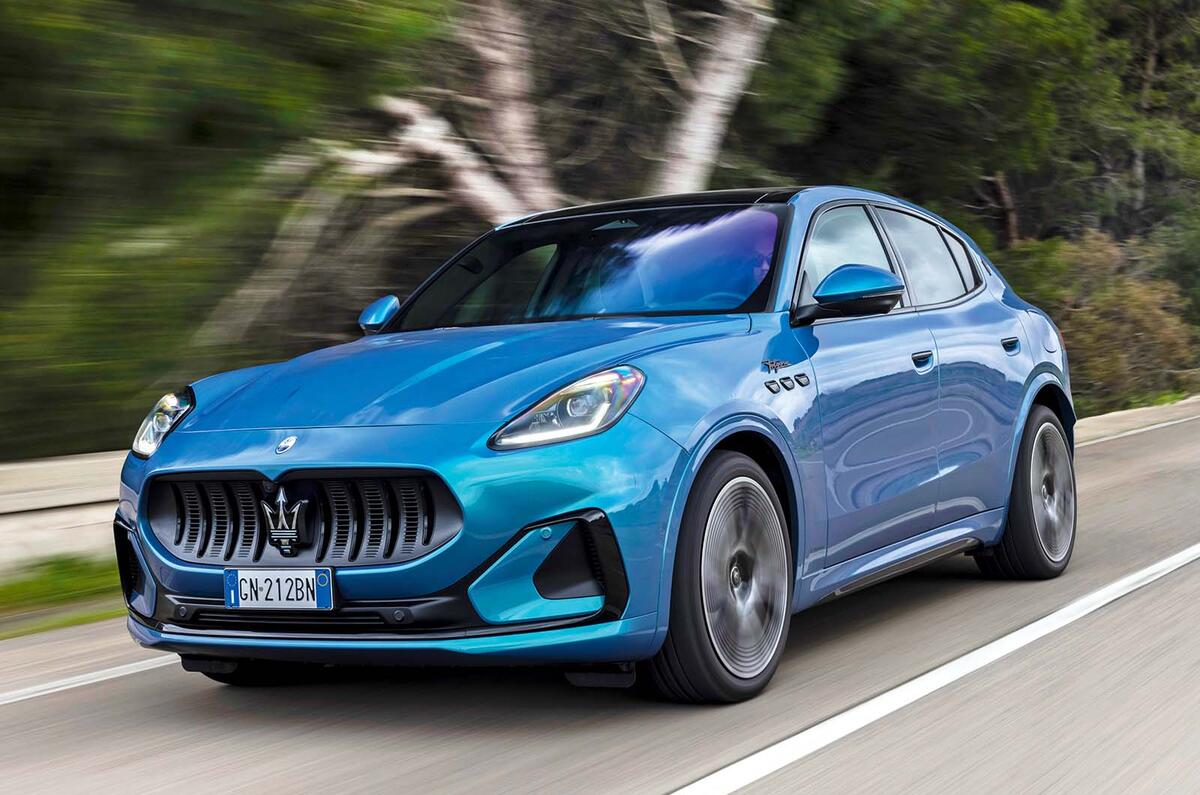 Maserati Grecale Folgore front three quarter