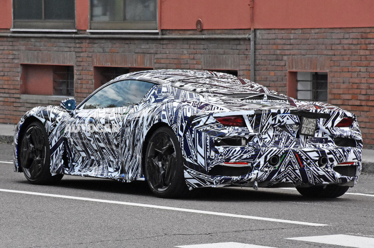 Maserati MC20 spy photos - rear Maserati MC20 spy photos - rear