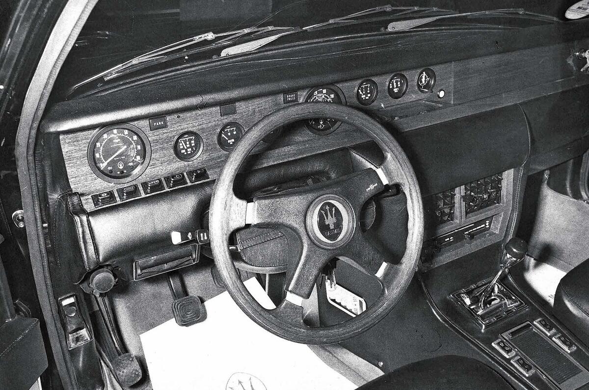 maseratiquattroporteinterior
