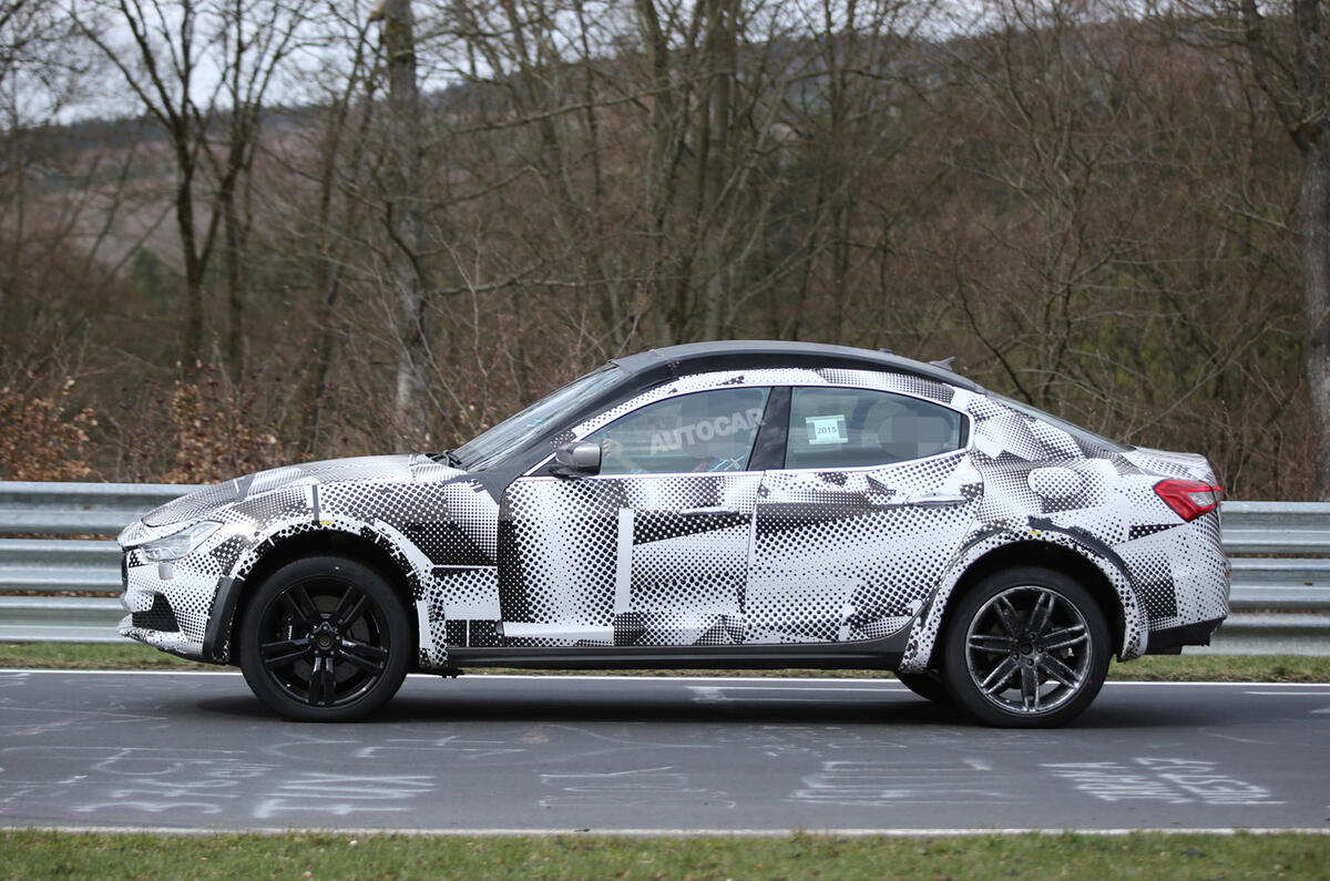 Maserati Levante spy photo