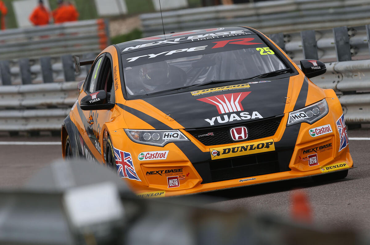 Thruxton BTCC tyres