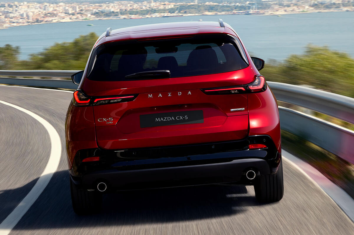Mazda CX 5 2025 rear tracking Mazda CX 5 2025 rear tracking