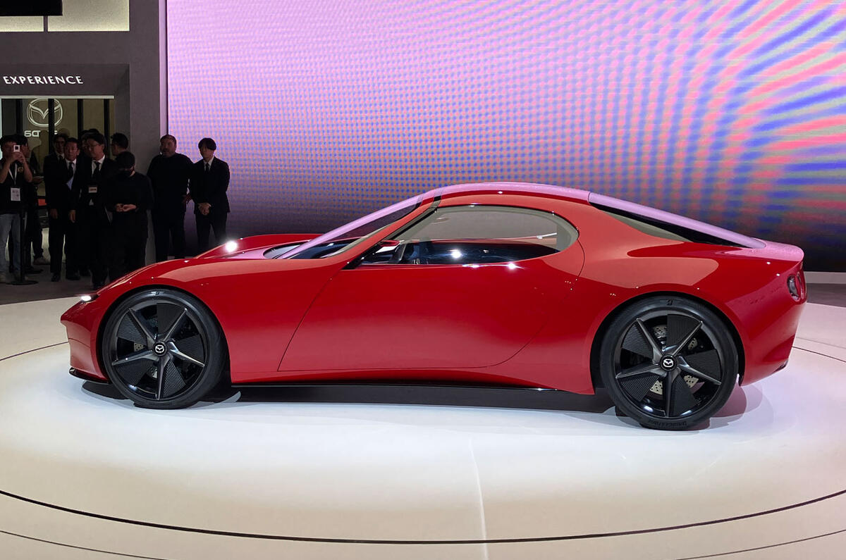 Mazda Sports EV Concept side 2