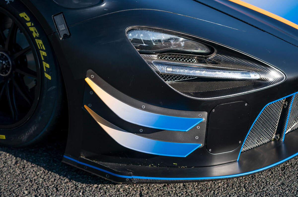 McLaren 720s GT3 EVO front bumper McLaren 720s GT3 EVO front bumper