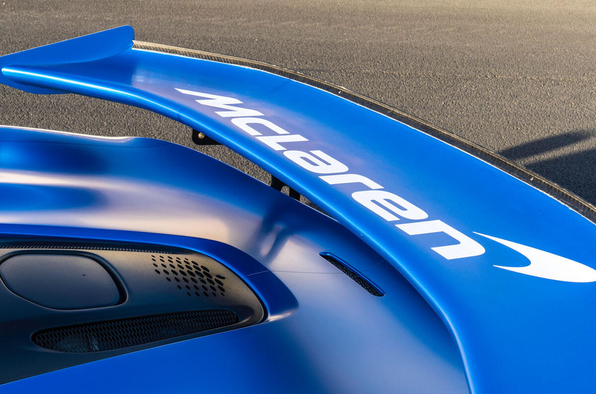 McLaren Artura GT4 rear wing McLaren Artura GT4 rear wing