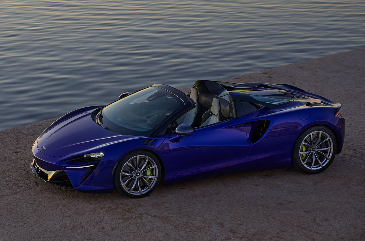 McLaren Artura Spider side McLaren Artura Spider side