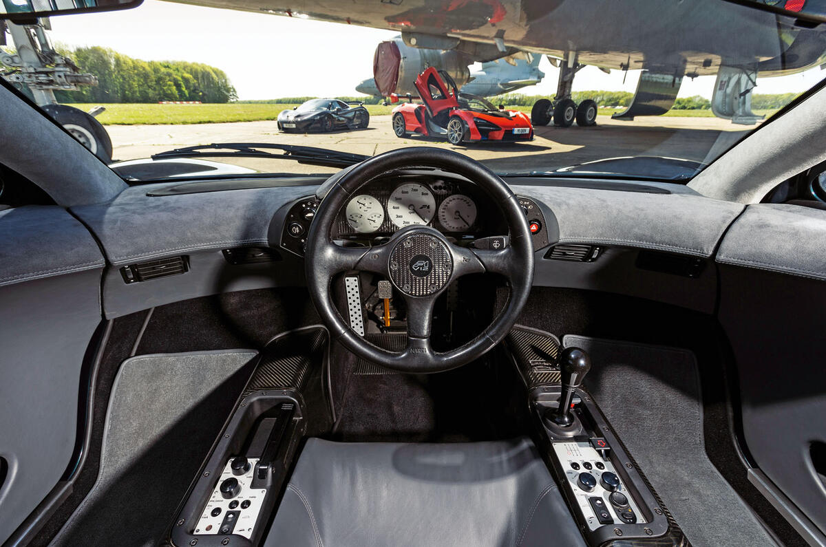 McLaren generations - F1 dashboard McLaren generations - F1 dashboard
