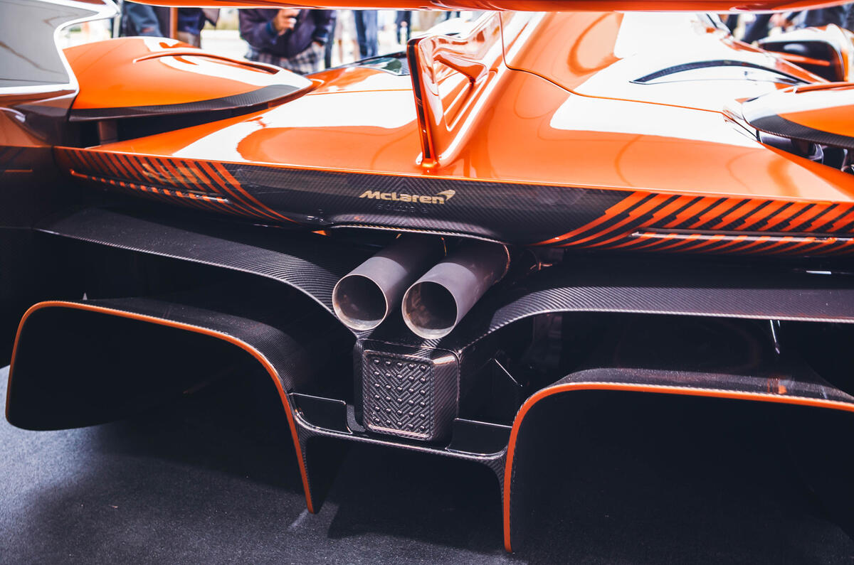 McLaren solus rear exhausts McLaren solus rear exhausts