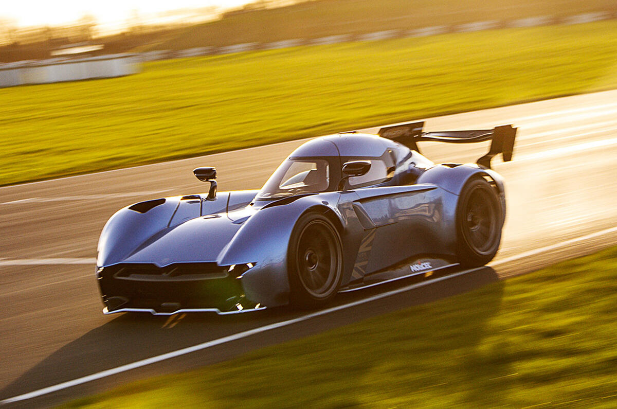 McMurtry Speirling PURE VP1 at Castle Combe at Dusk