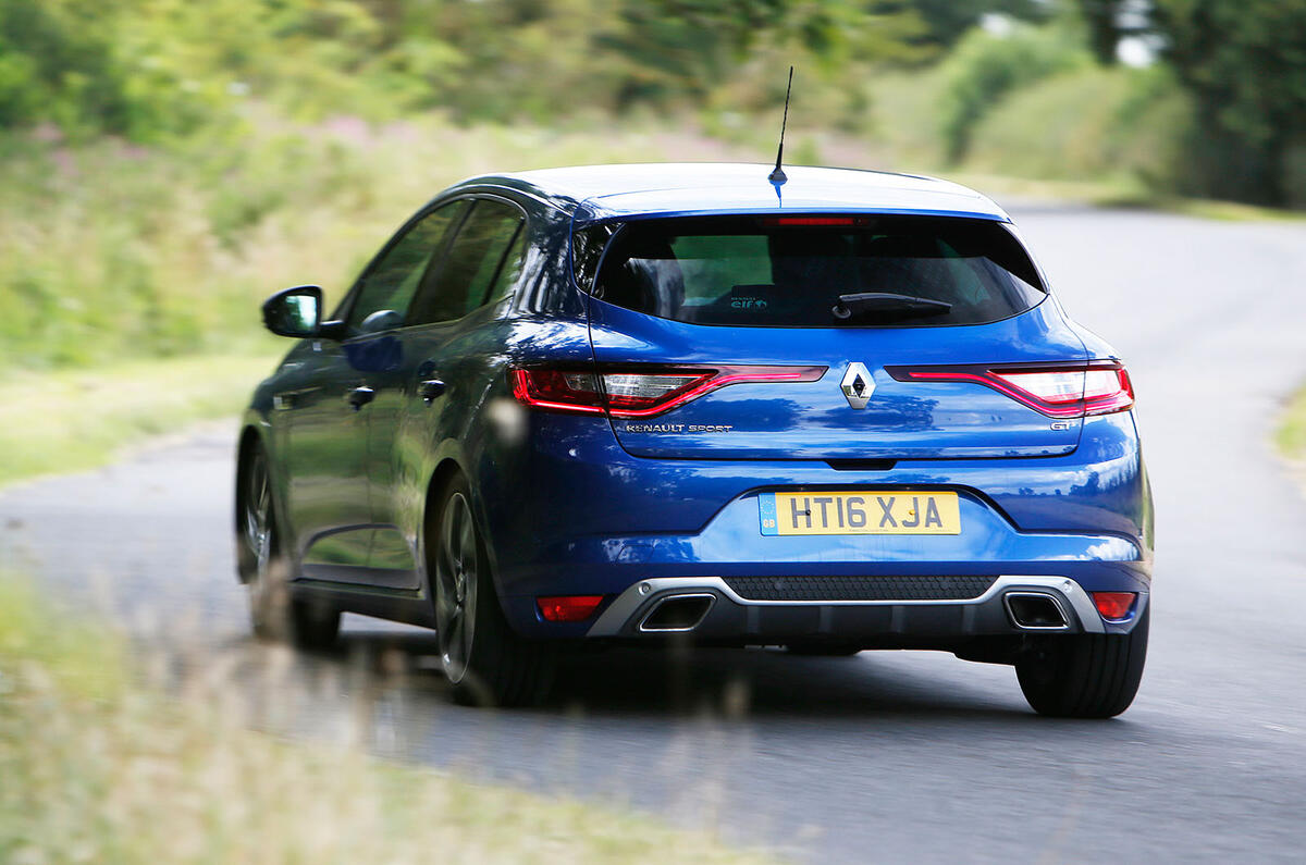 Renault Mégane GT vs Ford Focus vs VW Golf GTI