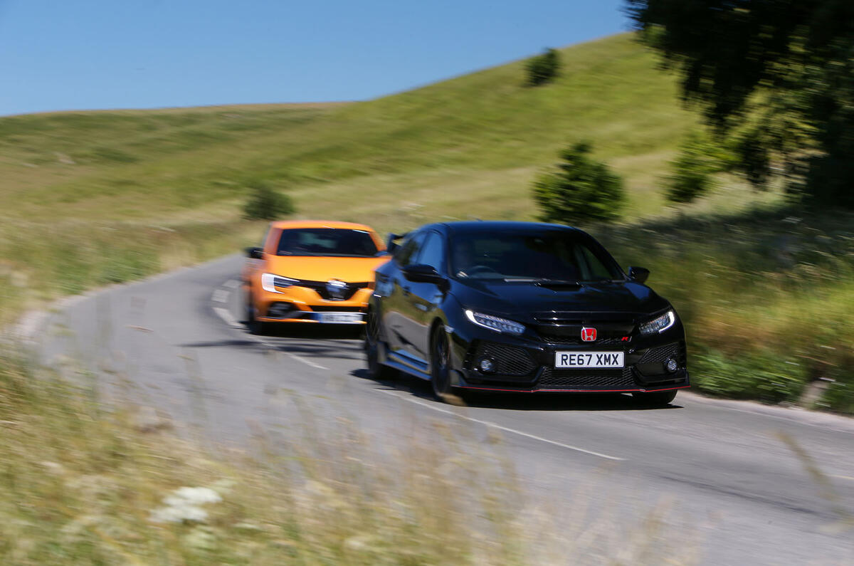 Renault Megane RS vs Honda Civic Type R