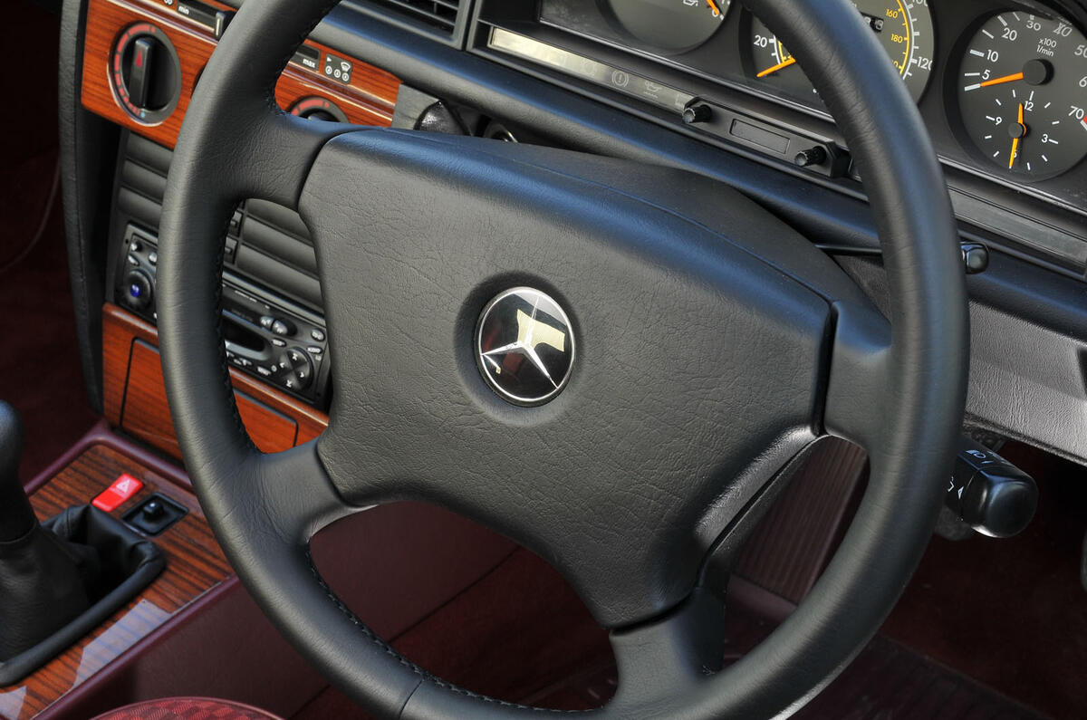 1982 Mercedes-Benz 190