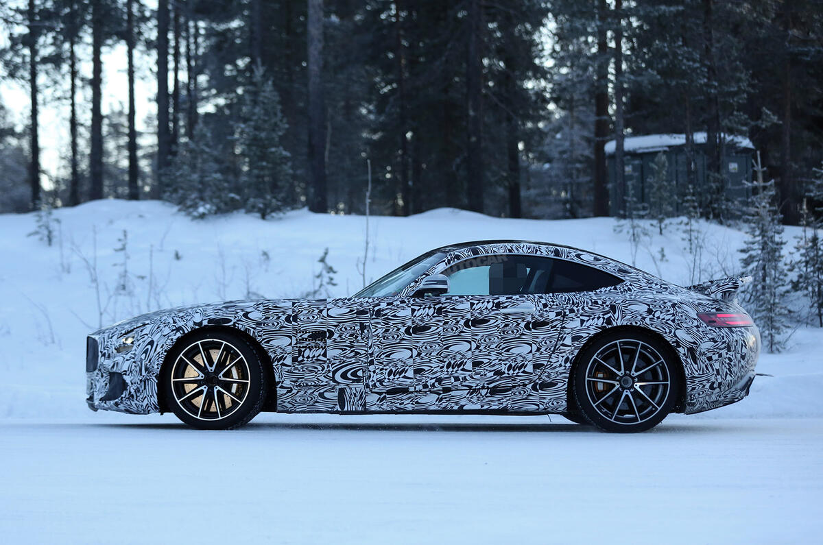 Mercedes-AMG GT R