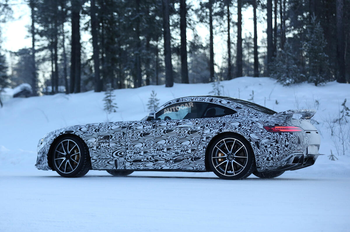 Mercedes-AMG GT R