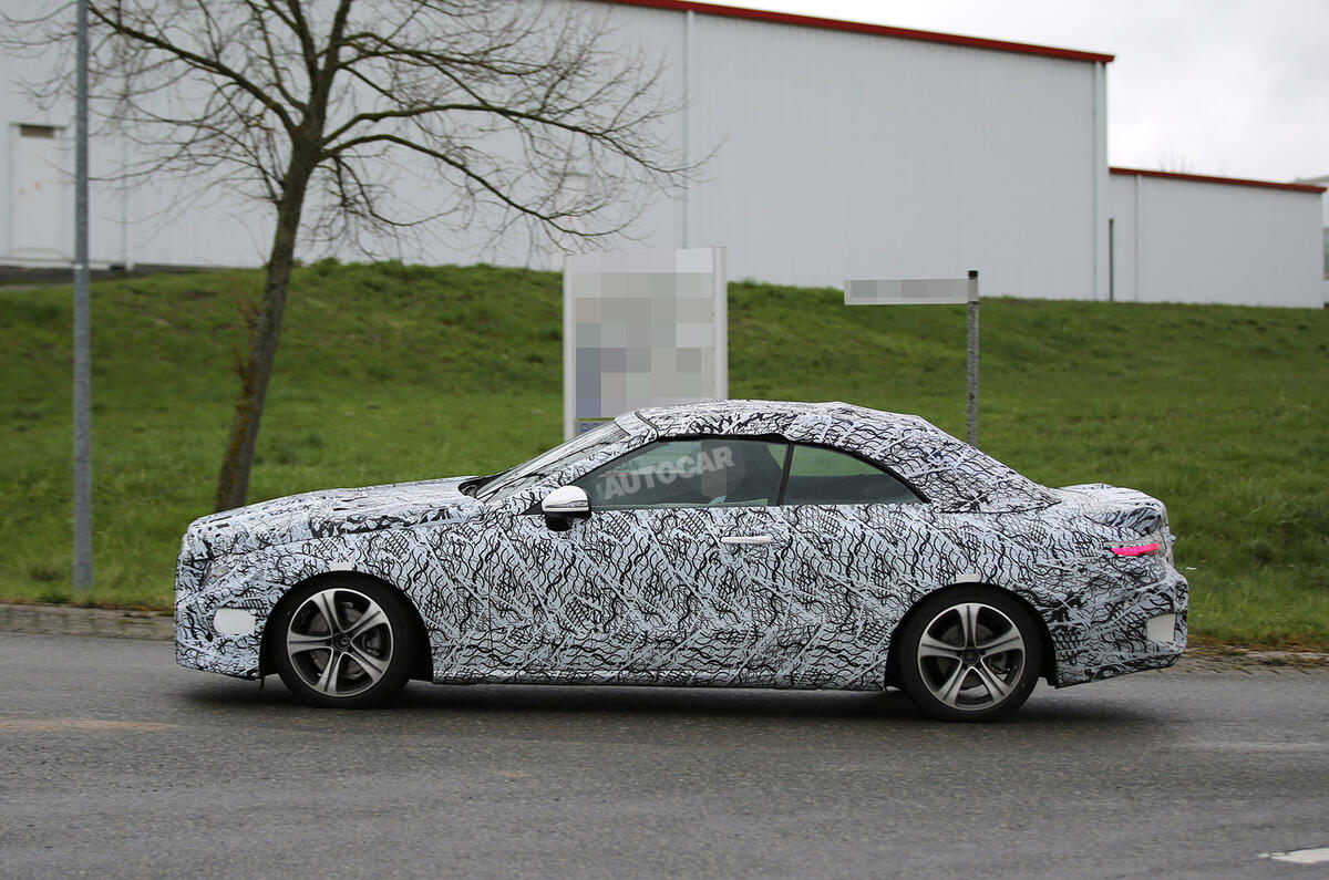 Mercedes E-Class Cabriolet spy