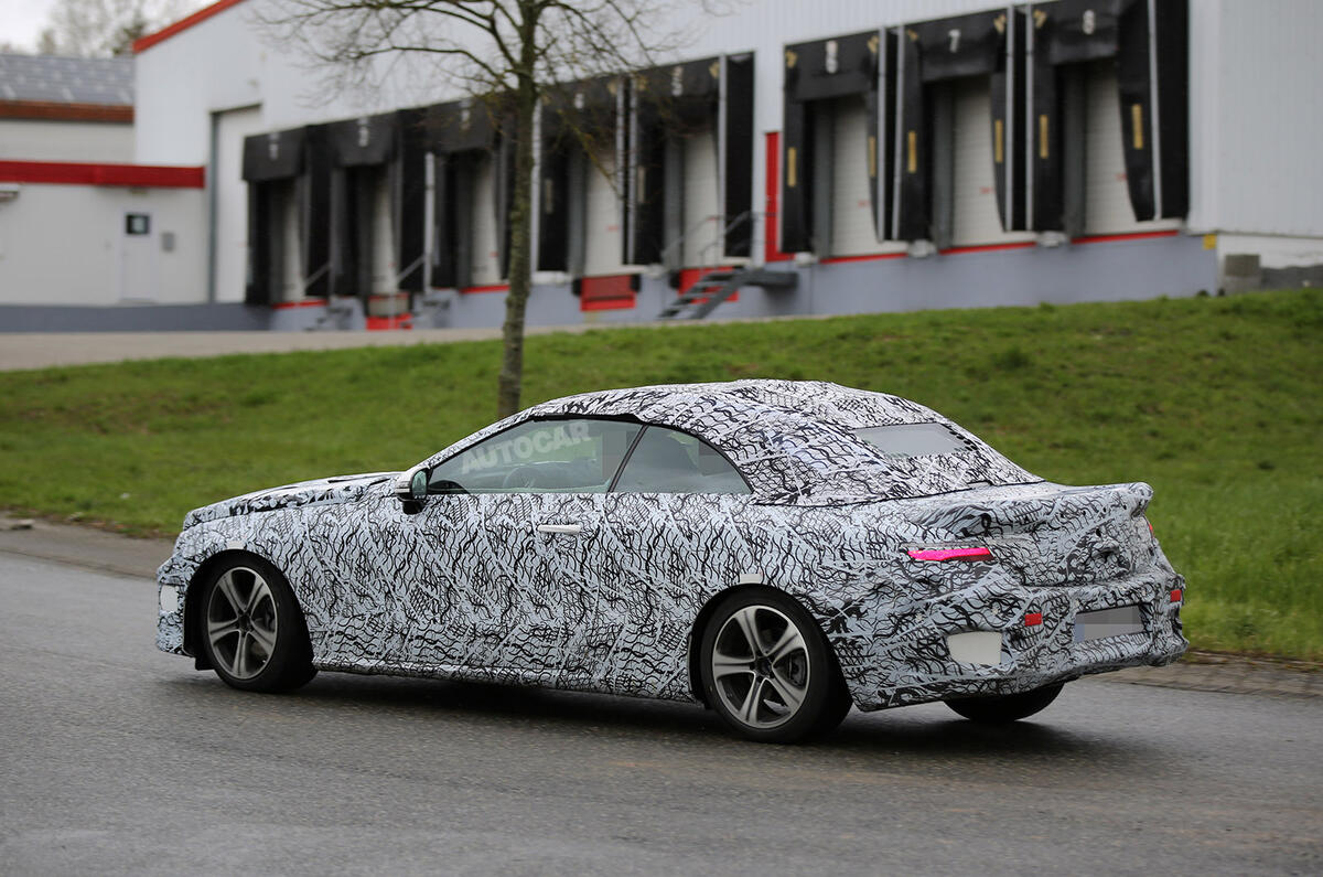 Mercedes E-Class Cabriolet spy