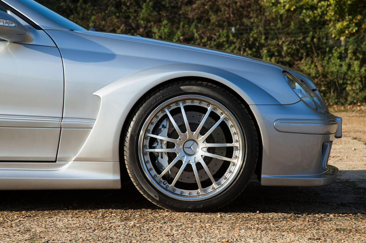 Mercedes-Benz CLK DTM AMG
