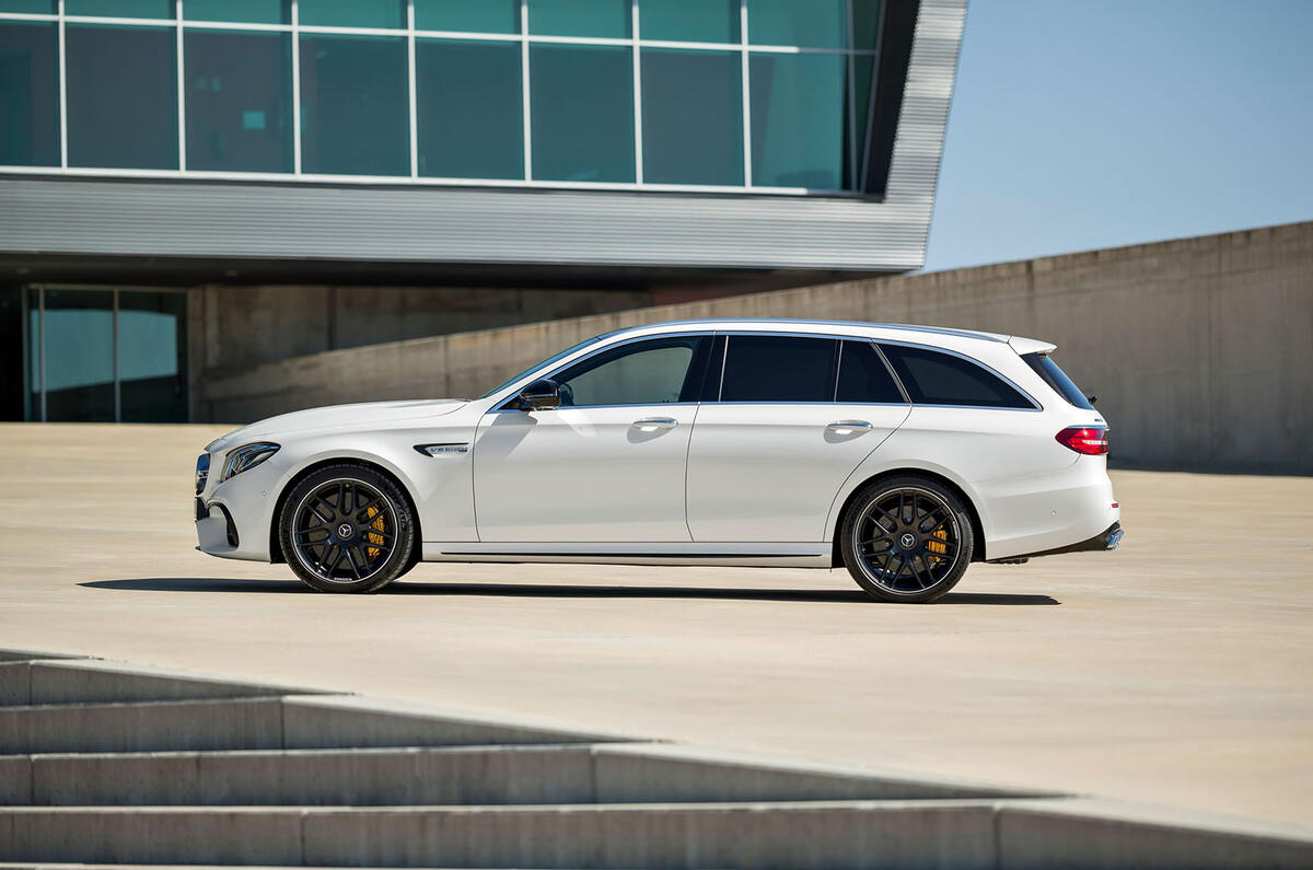 Mercedes-AMG E63 Estate side profile