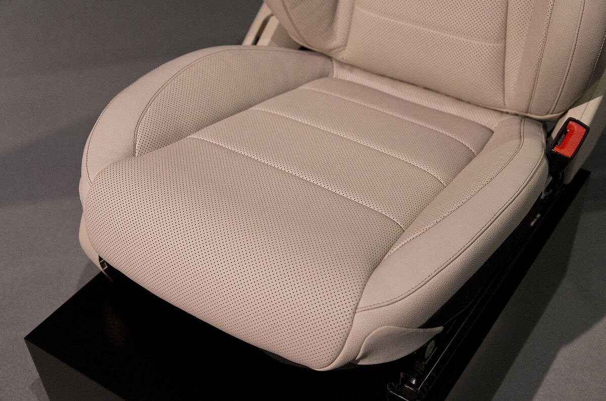 2016 Mercedes-Benz E-Class interior