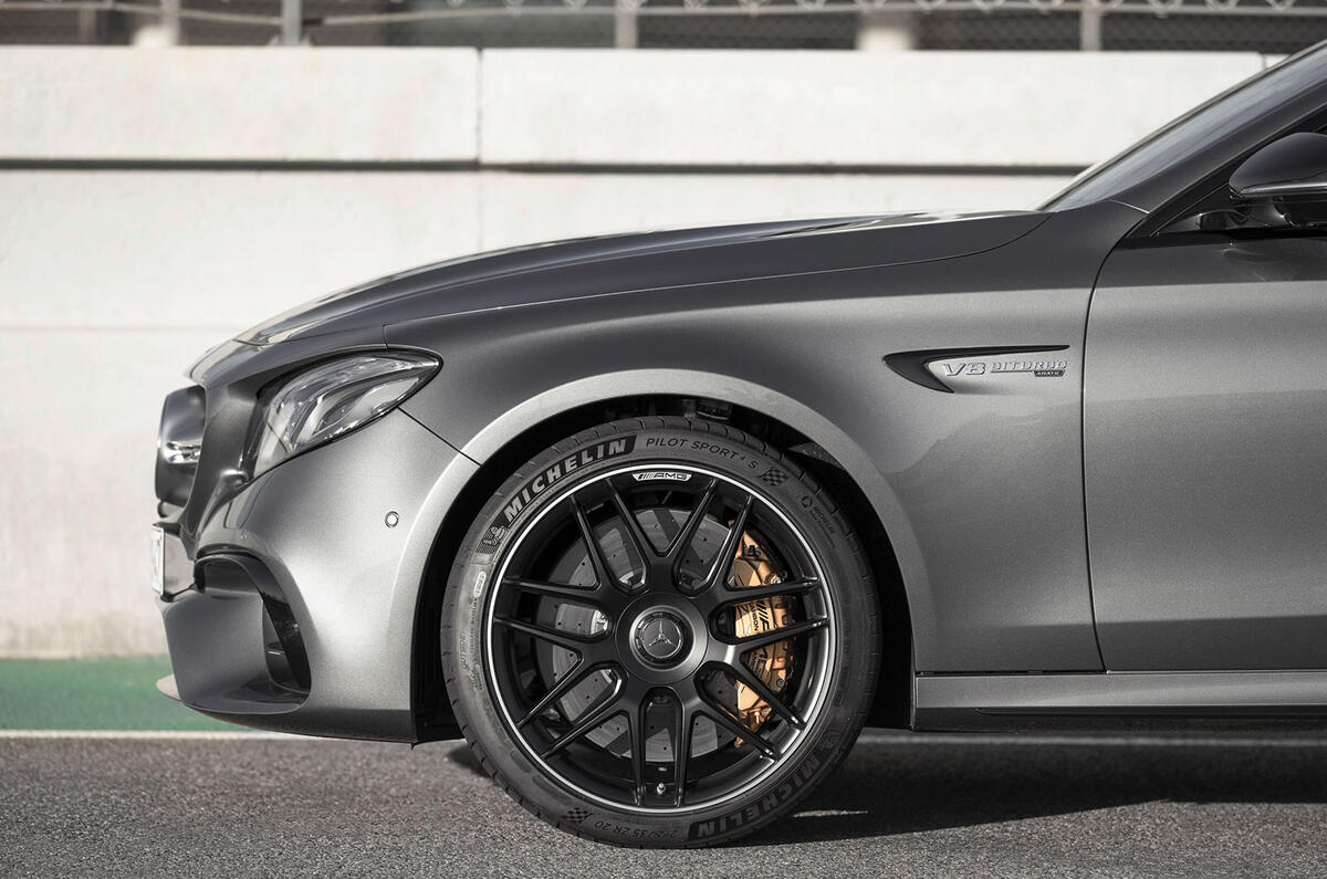 2017 Mercedes-AMG E 63 officially revealed