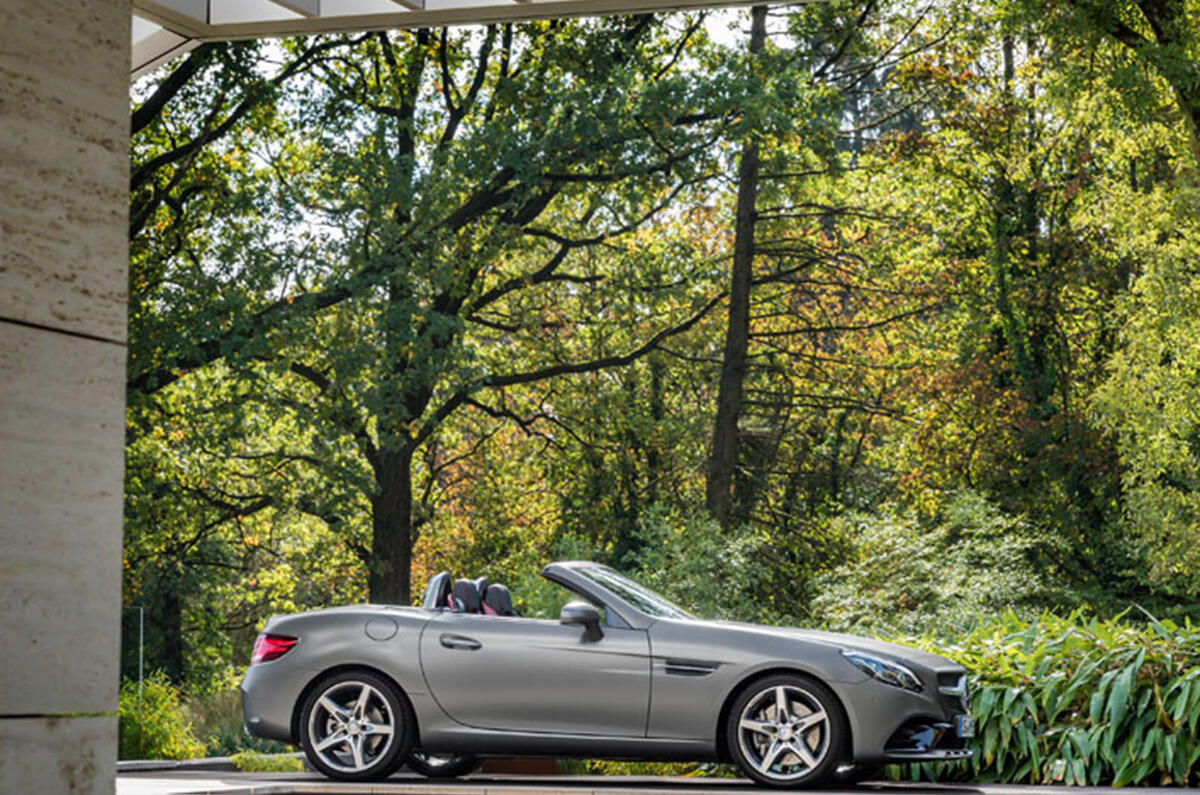 2016 Mercedes-Benz SLC