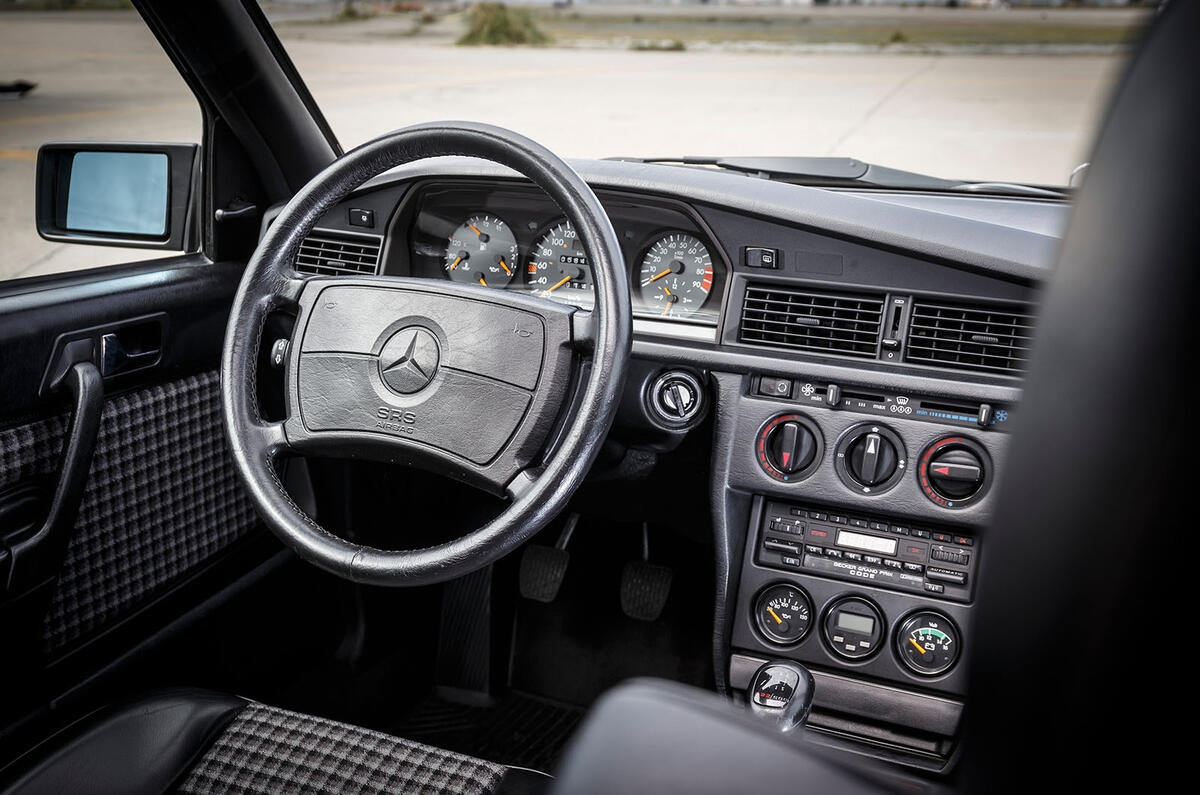 Mercedes 190E Cosworth interior Mercedes 190E Cosworth interior