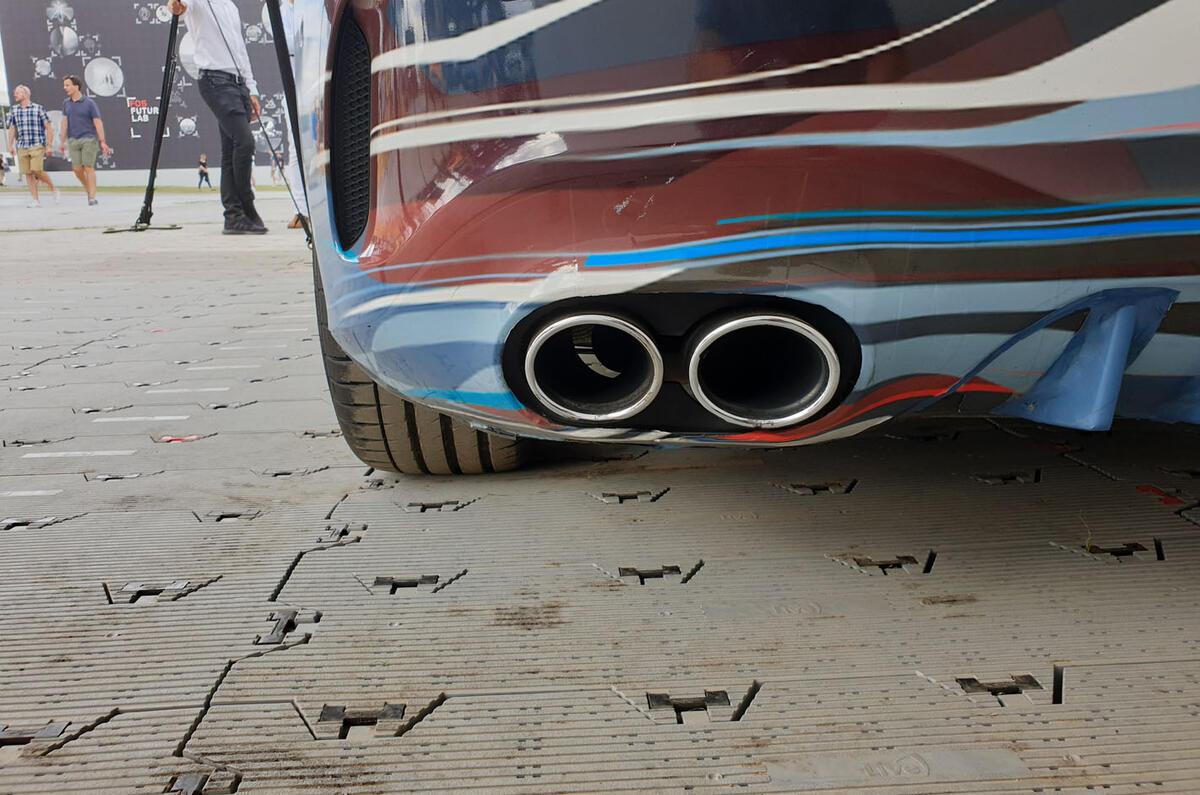 Mercedes-AMG A45 S exhaust