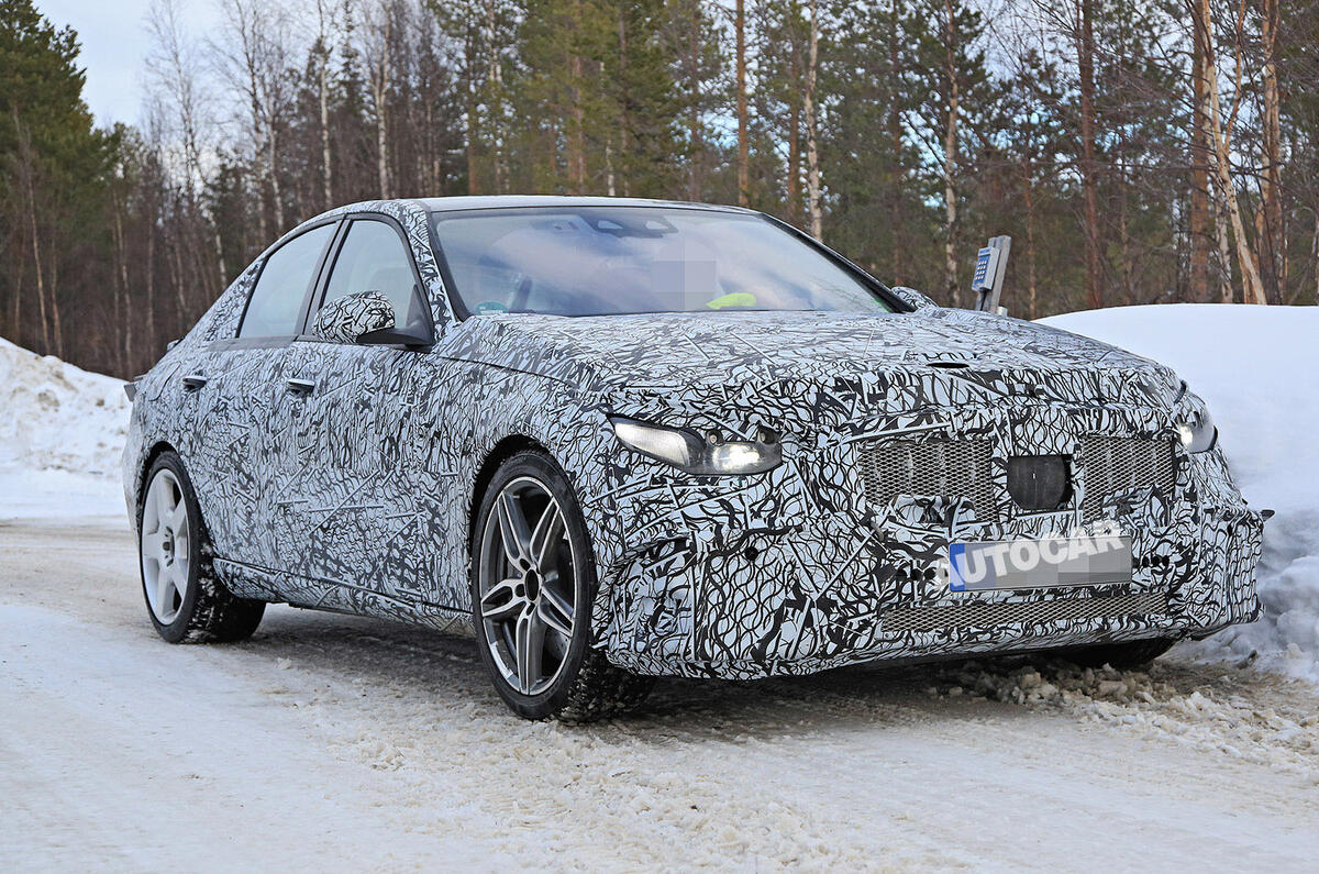 Mercedes-AMG C53 spy images - nose Mercedes-AMG C53 spy images - nose