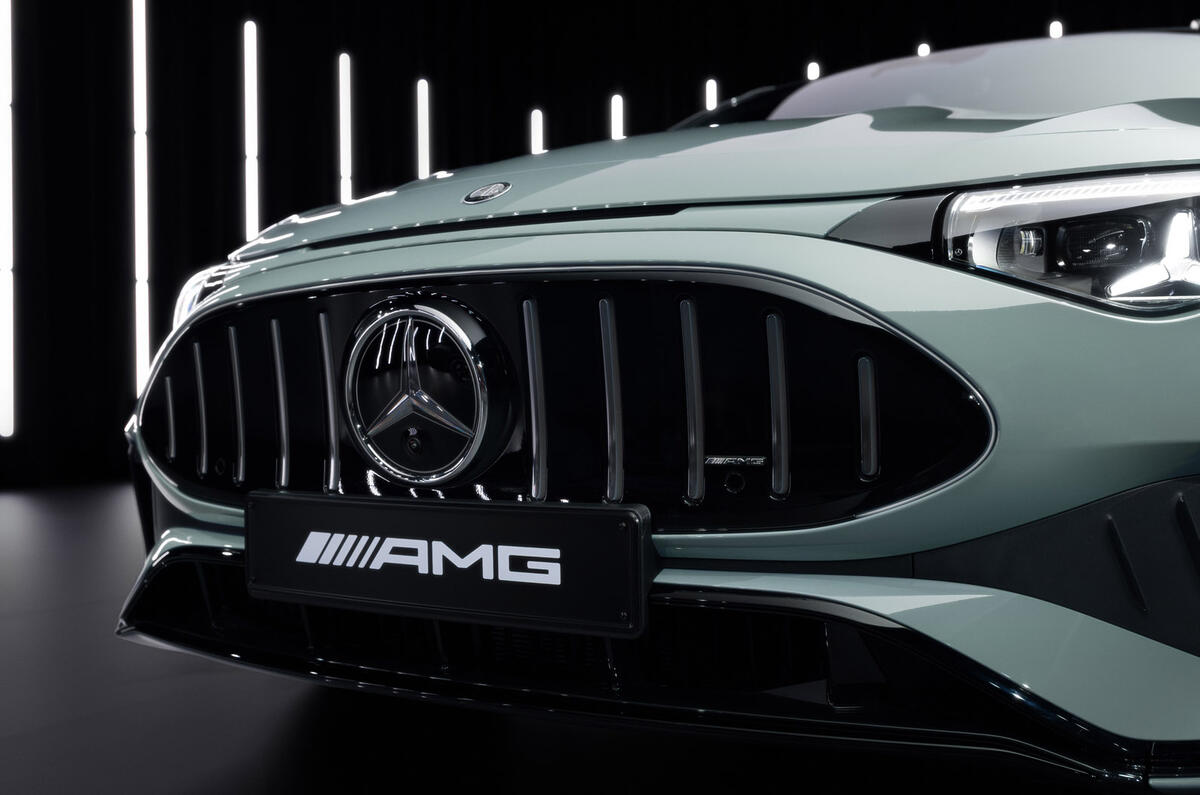 Mercedes AMG CLA45 2026 60