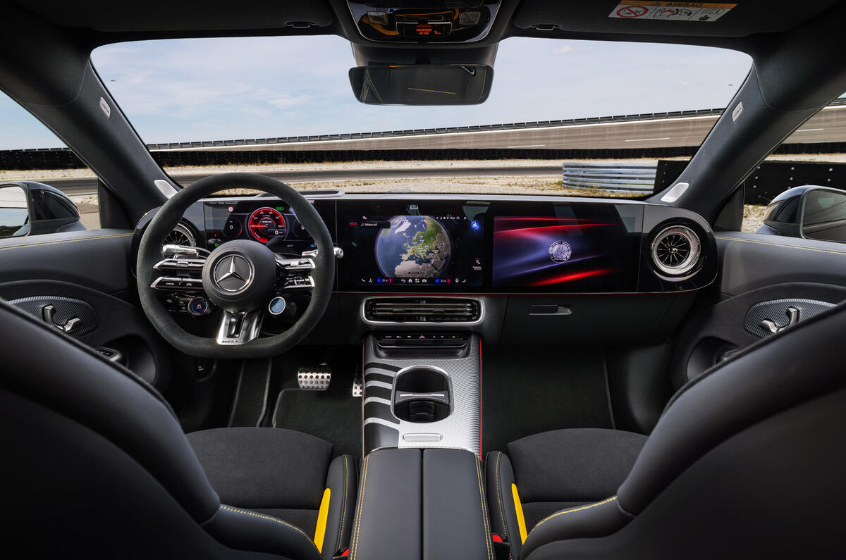 Mercedes AMG CLA45 2026 81