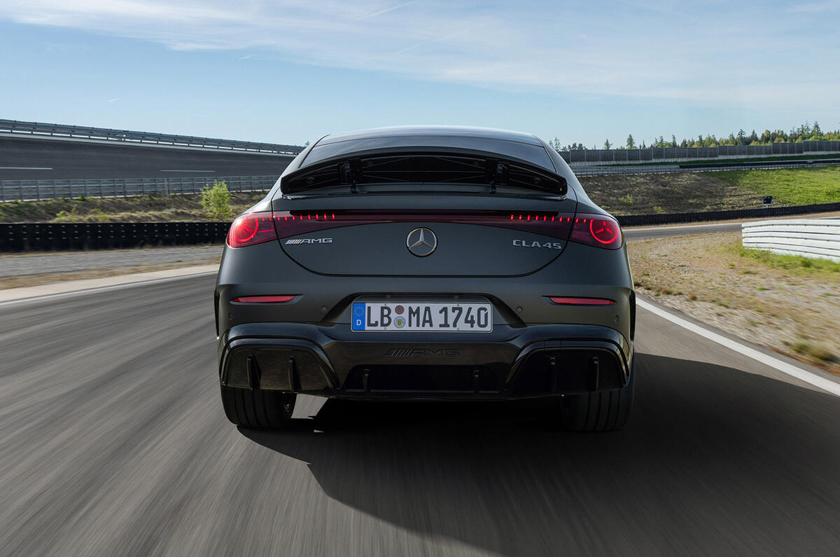 Mercedes AMG CLA45 2026 82