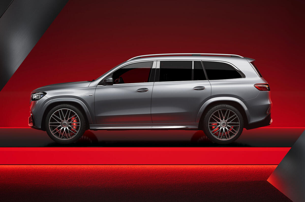 Mercedes AMG GLS 63 2023 side Mercedes AMG GLS 63 2023 side