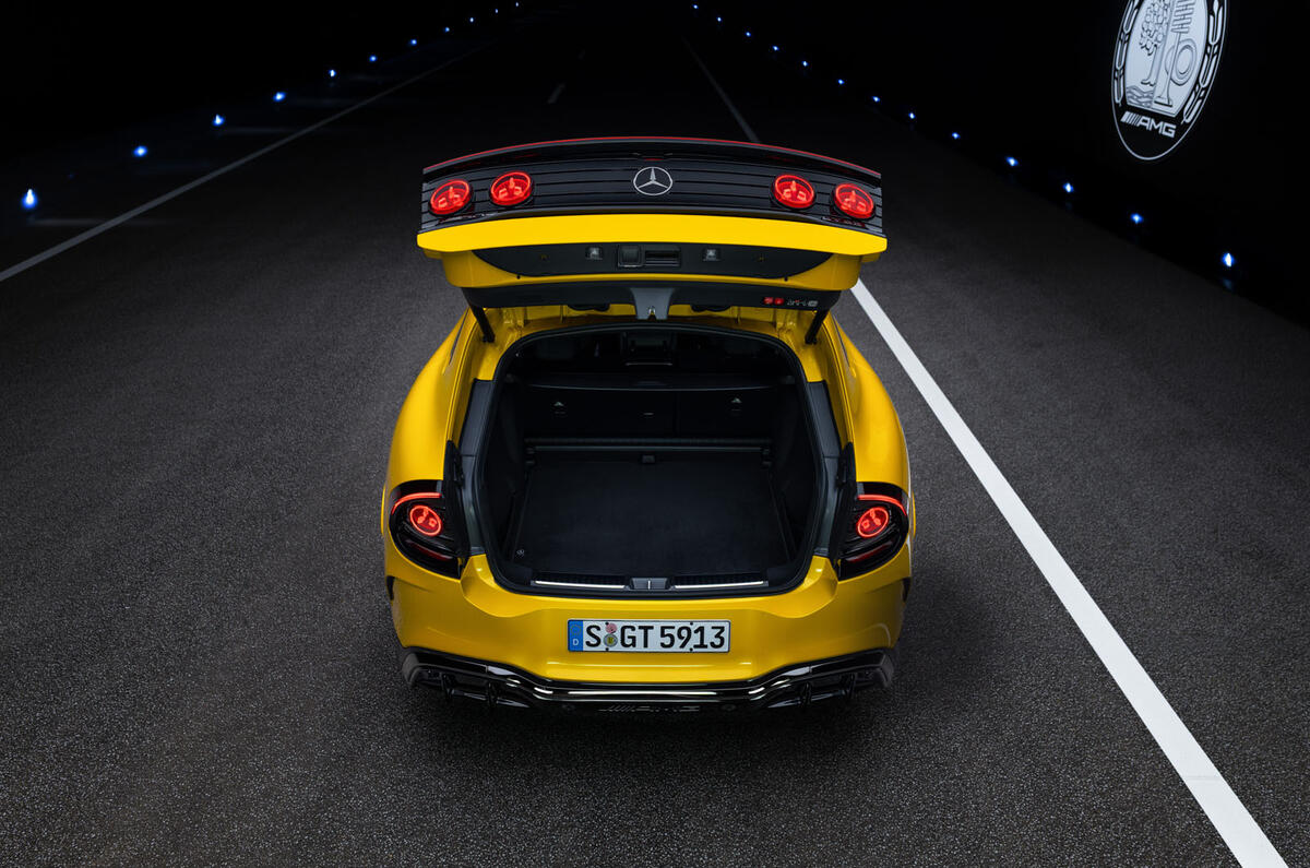 Mercedes AMG SUV 2026 011