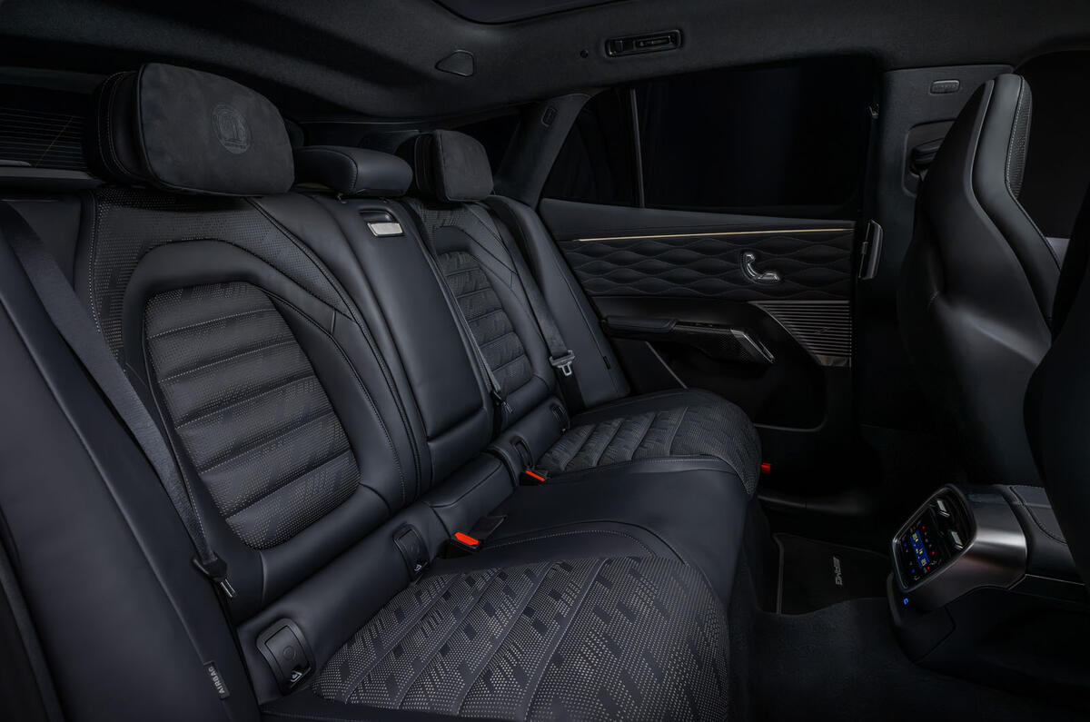 Mercedes AMG SUV 2026 019