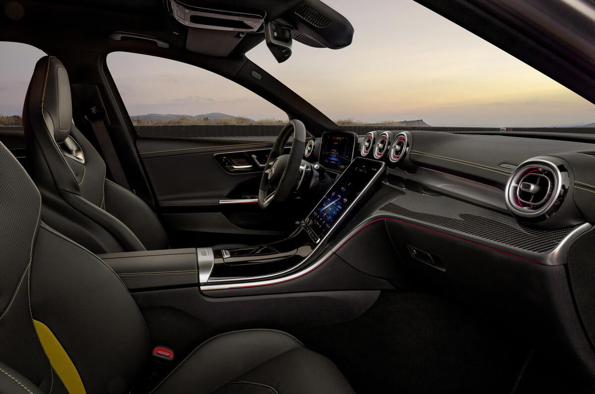 Mercedes AMG C63 inteiror 2 Mercedes AMG C63 inteiror 2